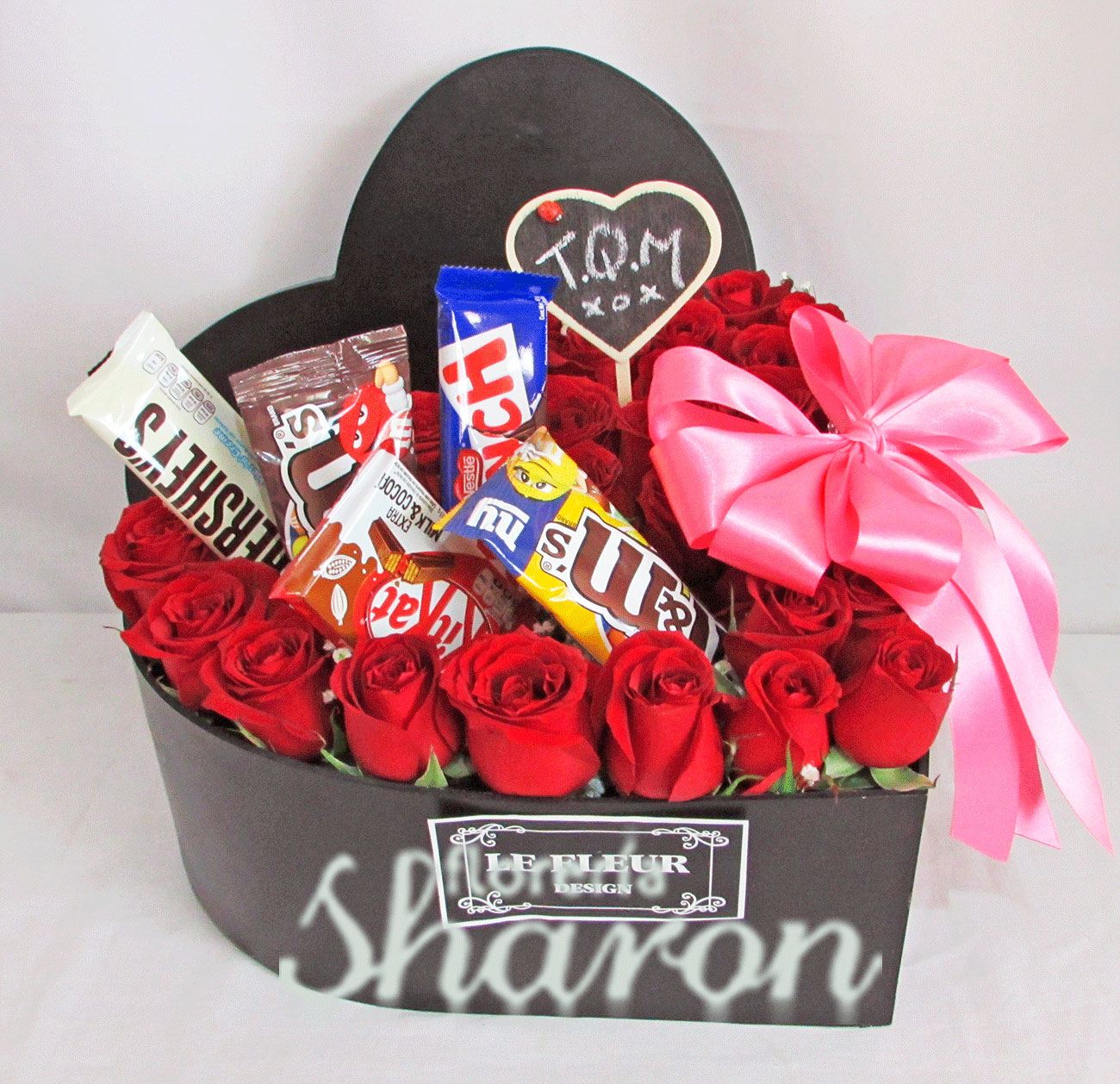 Caja de Rosas y Chocolates ChocoAmour – Florería Sharon | Arreglos Florales  | Canasta Frutal | Envío de Flores | Arreglos condolencias |